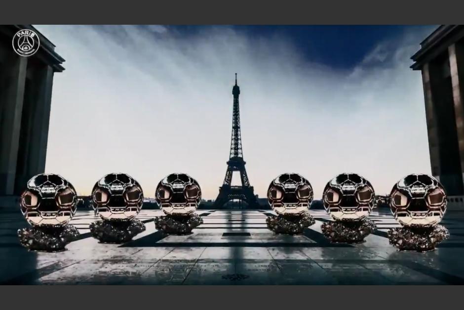 Los balones de oro que Messi ganó con el Barcelona fueron lucidos en el video. (Foto: captura video) 