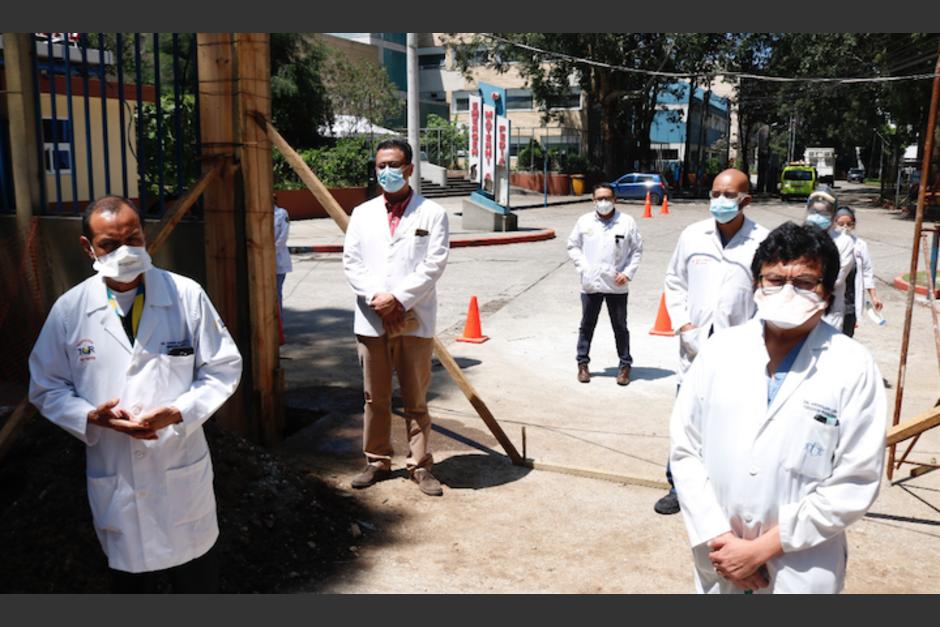 El personal médico de Guatemala se encuentra agotado y deprimido ante la crisis por Covid-19, según un estudio. (Foto: soy.usac.edu.gt)