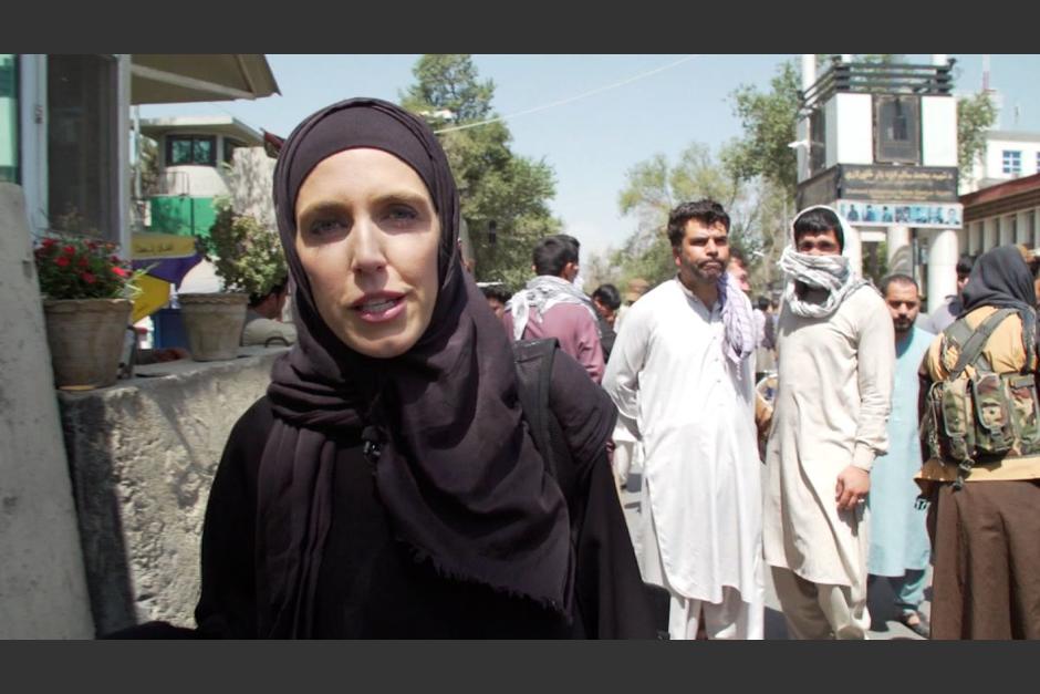 La cronista se ha convertido en un símbolo de la cobertura periodística en Afganistán. (Foto: CNN) 