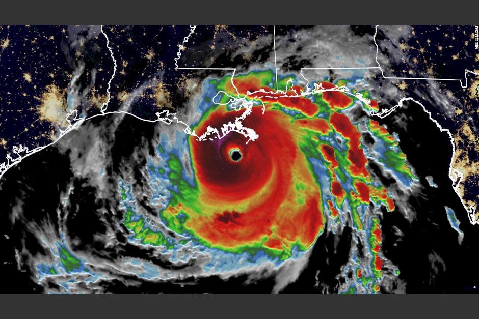 Un piloto aviador viajó al centro del huracán Ida y realizó un espectacular video. (Foto: NHC Atlantic)