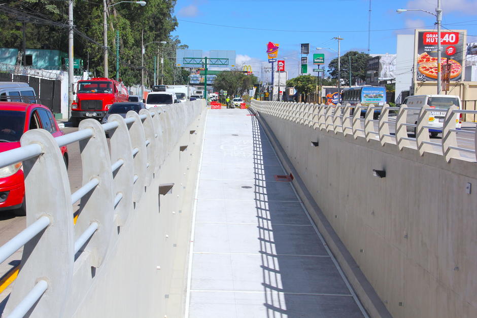 Los pasos a desnivel en el corredor sur de la ciudad se expandirán en el 2022. (Foto: Fredy Hernández/Soy502)