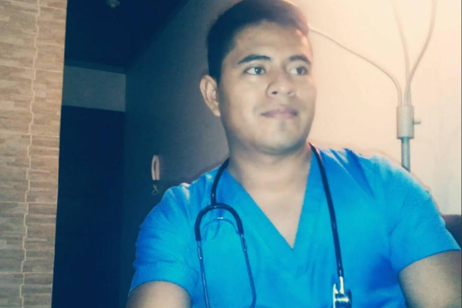 Maxliver Cabrera habló con Soy502 sobre su experiencia tras recibir la vacuna Pfizer en Costa Rica. (Foto: Facebook)