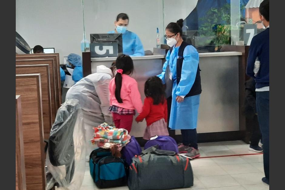 Decenas de niños guatemaltecos fueron deportados por autoridades de EE.UU. quienes reconocen violación a norma judicial. (Foto: Archivo/Soy502)