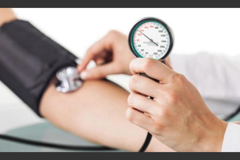 El punto de corte para detectar problemas de hipertensión es si la presión arterial es igual o supera los 90 mm. (Foto: okdiario.com) 