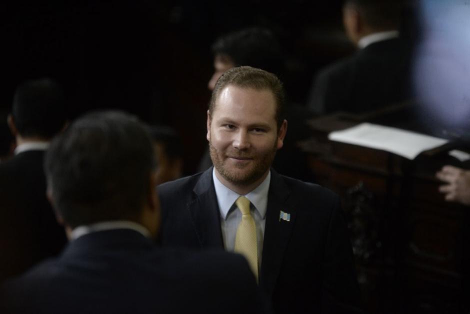 El diputado Álvaro Arzú acusó a los magistrados de la CC de querer perpetuarse en el puesto. (Foto: Archivo/Soy502)