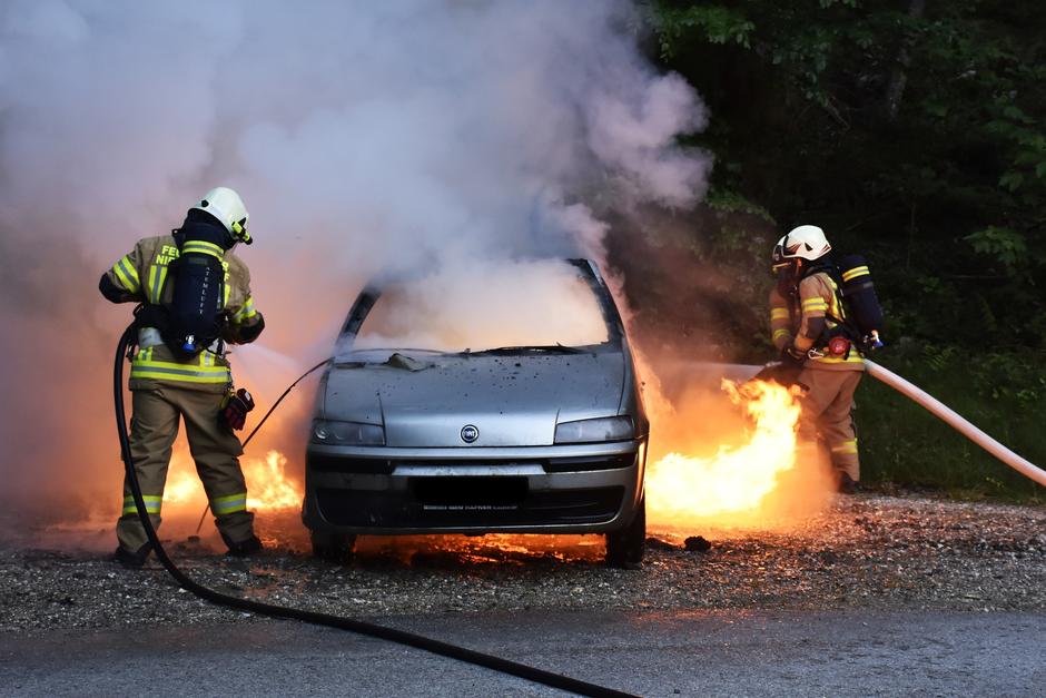 Los bomberos Voluntarios atendieron las emergencias durante la noche del 2 de julio. (Foto: Pixabay)