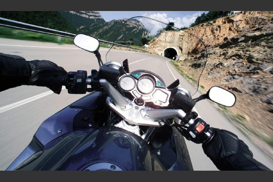 El incidente ocurrió frente a un grupo de personas que se encontraba afuera de un local comercial. (Pixabay)