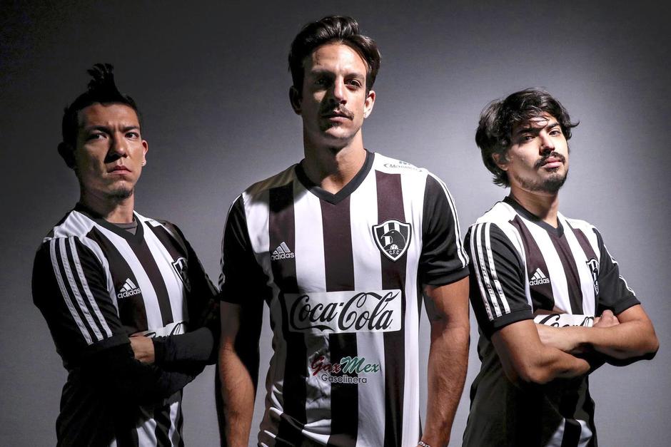 El Club de Cuervos fue una de las primeras series latinoamericanas producidas por Netflix. (Foto: Club de Cuervos)