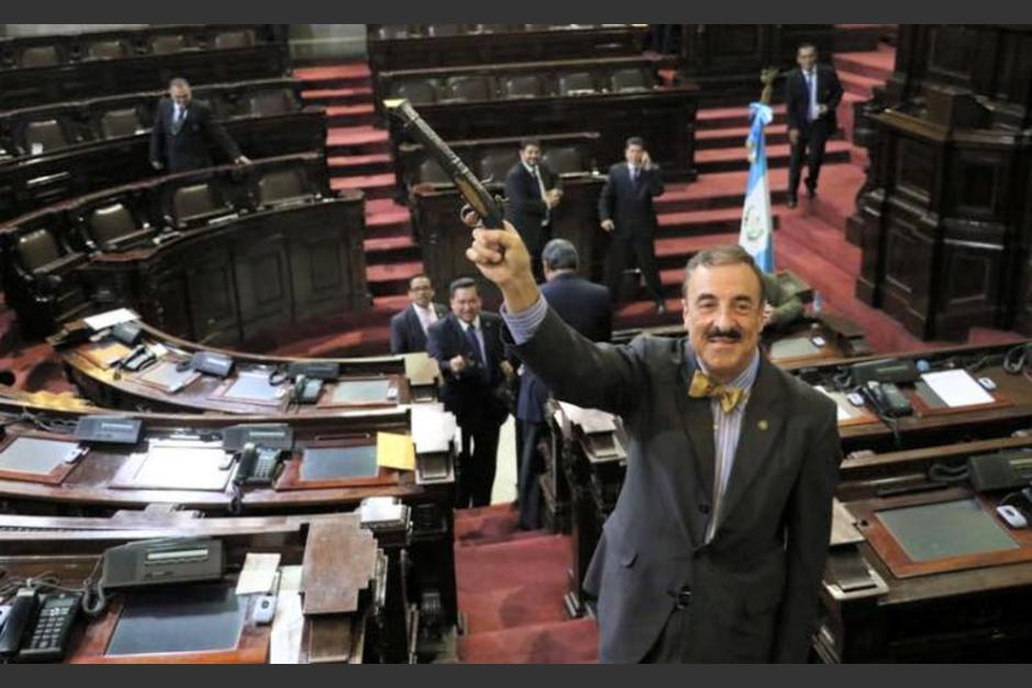 El exdiputado Fernando Linares Beltranena envió un mensaje contra la vicepresidenta de EE.UU., Kamala Harris, horas antes de arribar a Guatemala. (Foto: Archivo/Soy502)