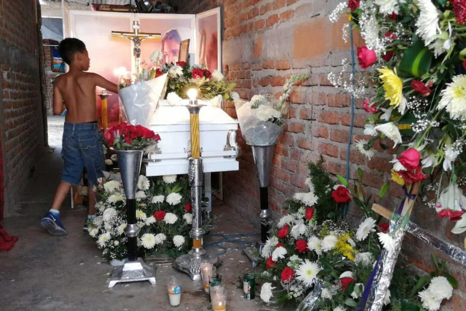 Autoridades asesinaron a un niño mientras realizaban una investigación por el robo de un tinaco. (Foto: Noticieros Televisa)