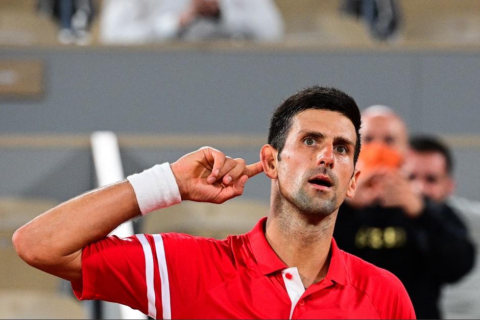 Djokovic, que derrotó al mallorquín por 3-6, 6-3, 7-6 (7/4), 6-2, en 4 horas. (Foto: AFP)