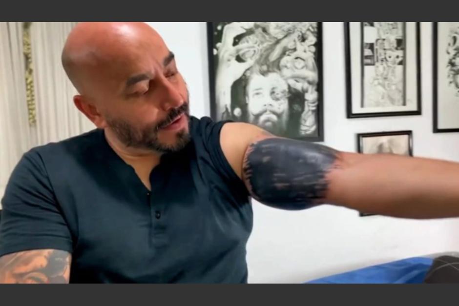 Lupillo Rivera se convirtió en un meme o así se definió ahora que fue lanzado el filtro del tatuaje de Belinda. (Foto: Infobae)