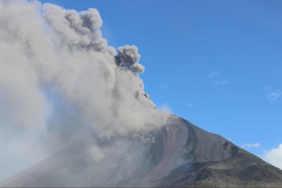 Una comunidad en cercanías del volcán de Pacaya se encuentra en alerta. (Foto: Conred) 