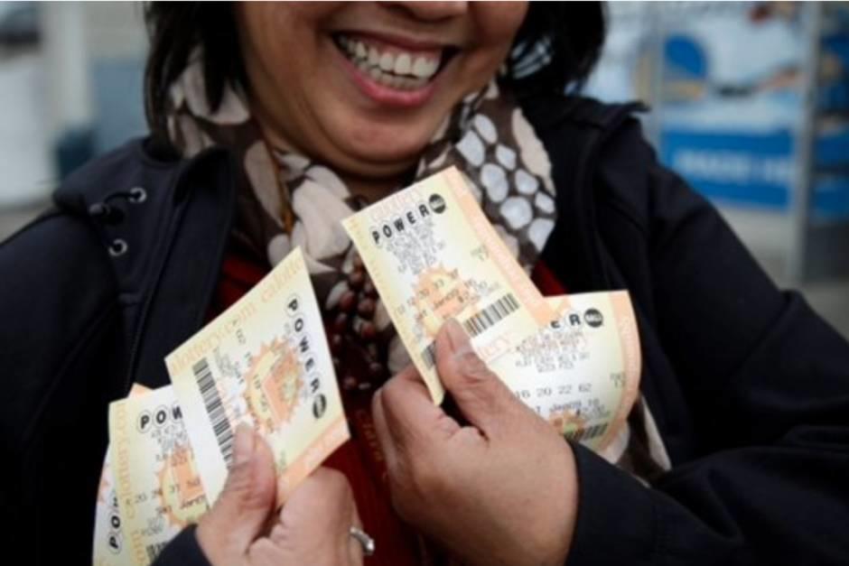La lotería Powerball, de Estados Unidos, sorteará 184 millones de dólares este miércoles por la noche y los guatemaltecos podrán participar online. (Fotografía cortesía: lotería Powerball)