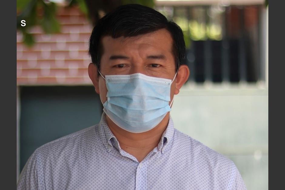 El alcalde de Villa Canales, Julio Marroquín, se vacunó contra el Covid-19 el miércoles 17 de marzo sin ser personal de primera línea. (Foto: Facebook/Julio Marroquín)