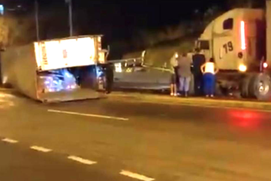 Los Bomberos voluntarios atendieron el accidente que dejó varios heridos. (Foto: CBV) 