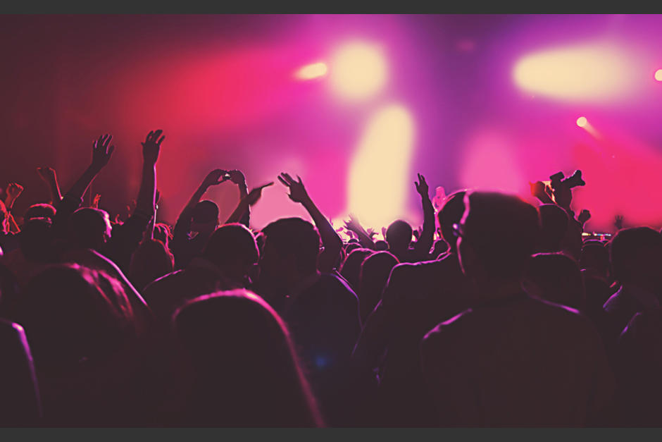 Pobladores de Santa Lucía la Reforma, Totonicapán realizaron masivo baile social. (Foto: Shutterstock)