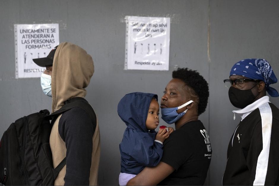El excanciller mexicano, Jorge Castañeda, decía a una revista en 2019 que en materia migratoria, México está haciendo el "trabajo sucio para Estados Unidos". (Foto: AFP)
