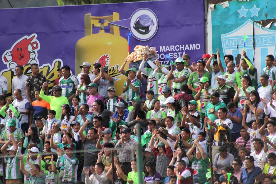 Autoridades de Antigua Guatemala desmintieron el ingreso de la afición al Estadio Pensativo. (Foto: Archivo/ Soy502)