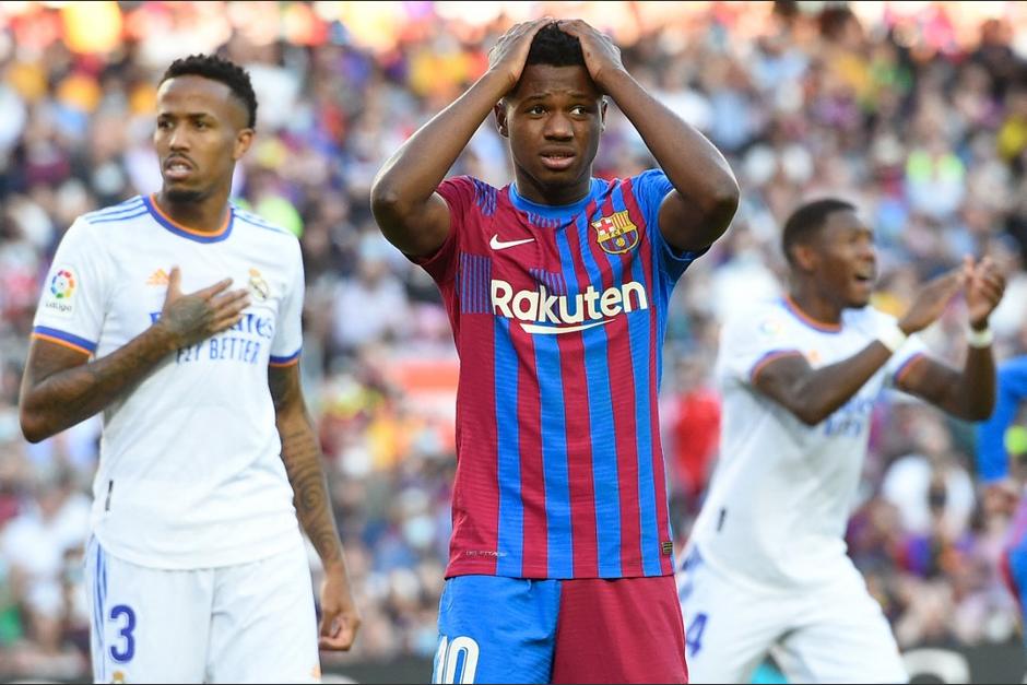 Ansu Fati quedó a deber en su presentación ante el Real Madrid. (Foto: AFP)