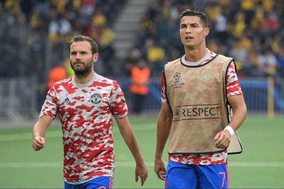 Cristiano Ronaldo se solidarizó luego de darle un pelotazo a un guardia. (Foto: AFP)