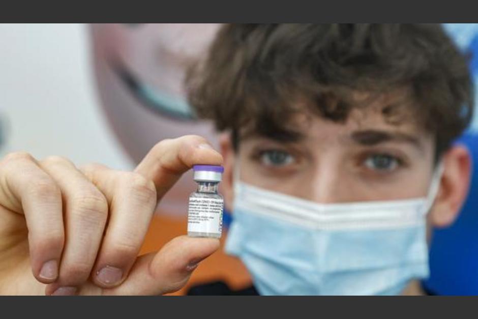 La vacunación de niños y adolescentes ya se inició en países como EE.UU. y en Europa. (Foto: AFP)