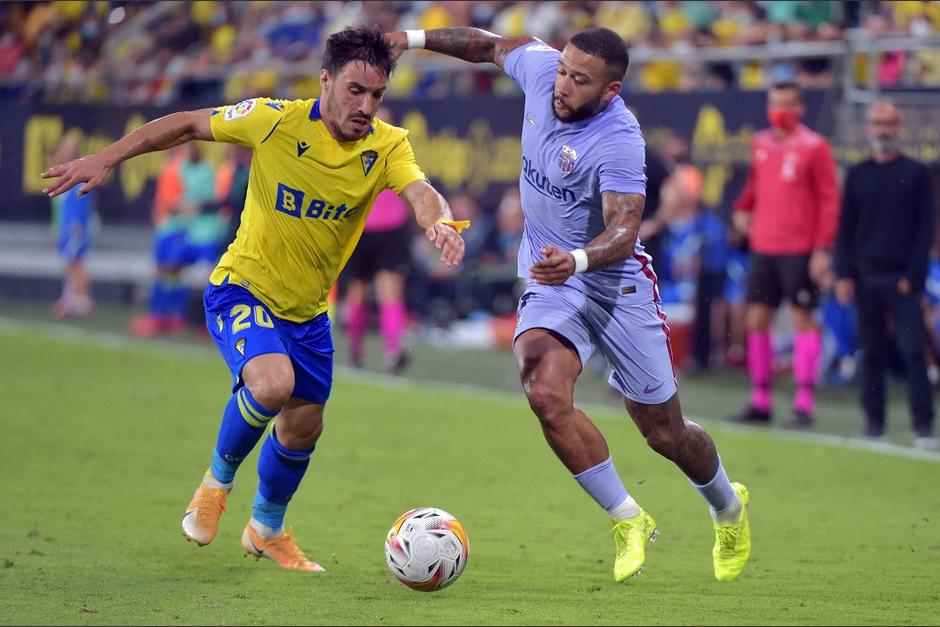 El jugador neerlandés no pudo brillar en el juego y la falta de gol se notó de principio a fin. (Foto: AFP)