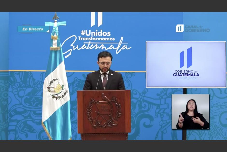 En conferencia de prensa, el secretario de comunicación social, Kevin López Oliva, anunció las intenciones del gobierno. (Foto: Captura video) 