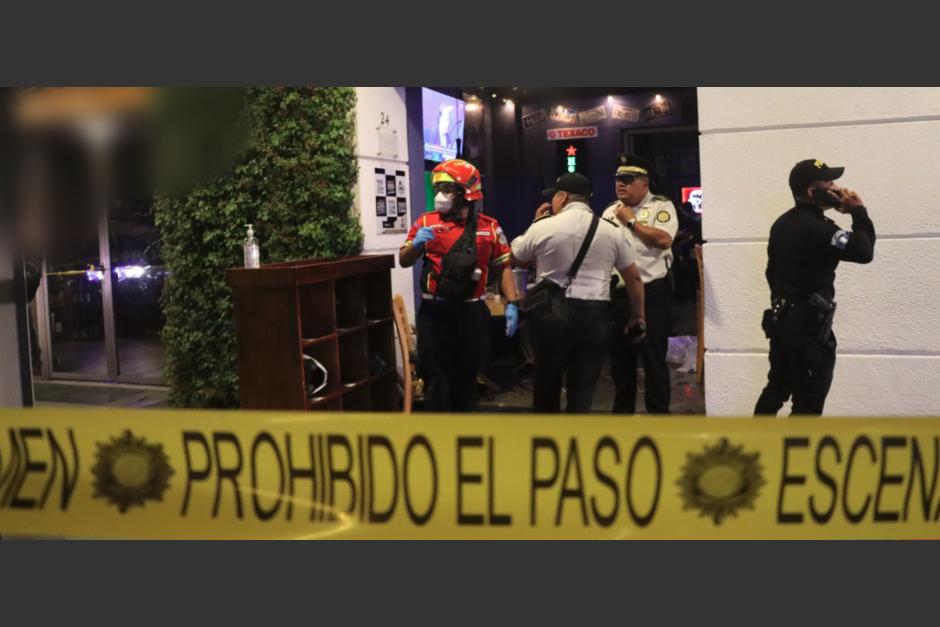 El hombre fue detenido luego de disparar contra un cliente de un bar en zona 11. (Foto: PNC)