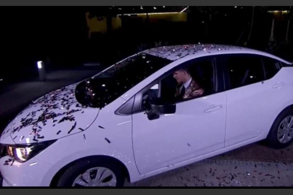 Así reaccionó el académico al obtener el premio de los críticos. (Foto: La Academia)