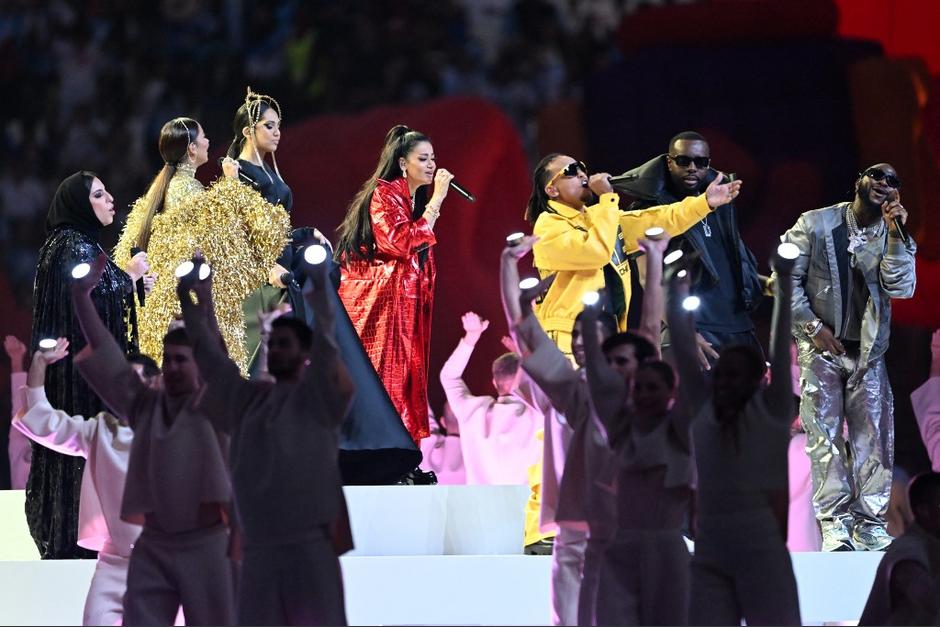 La ceremonia duró cerca de 10 minutos sobre el césped del estadio donde se desarrollará la final de Qatar 2022. (Foto: AFP)