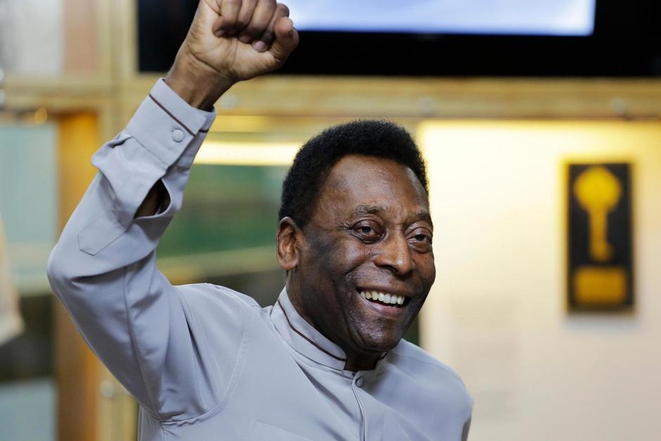 Pelé, el tres veces campeón mundial de fútbol, padece serios quebrantos de salud y desde el hospital, su familia reporta cómo se encuentra el "Rey". (Foto: Shutterstock)