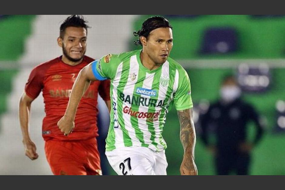 Carlos "El Gullit" Peña no continuará con Antigua GFC. (Foto: Facebook Antigua) 