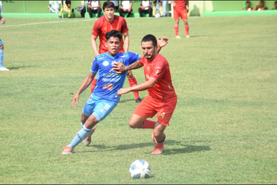 Municipal derrotó a Santa Lucía Cotzumalguapa con goles de José Martínez y José Franco. (Foto: Nuestro Diario) 