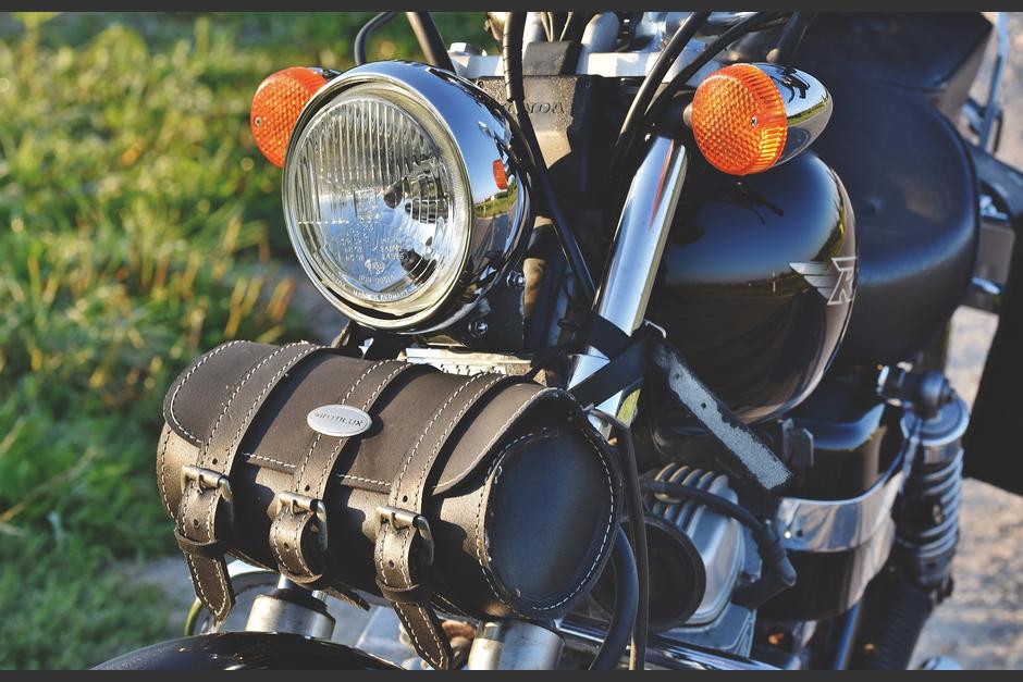 El suceso ha causado diversas reacciones en las redes sociales por la manera en la que se transportan las personas. (Foto: Pixabay)