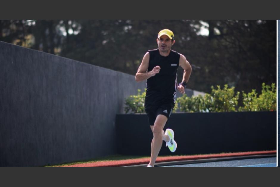 Héctor Schellenger ganó una medalla en la categoría máster. (Foto: captura Instagram) 