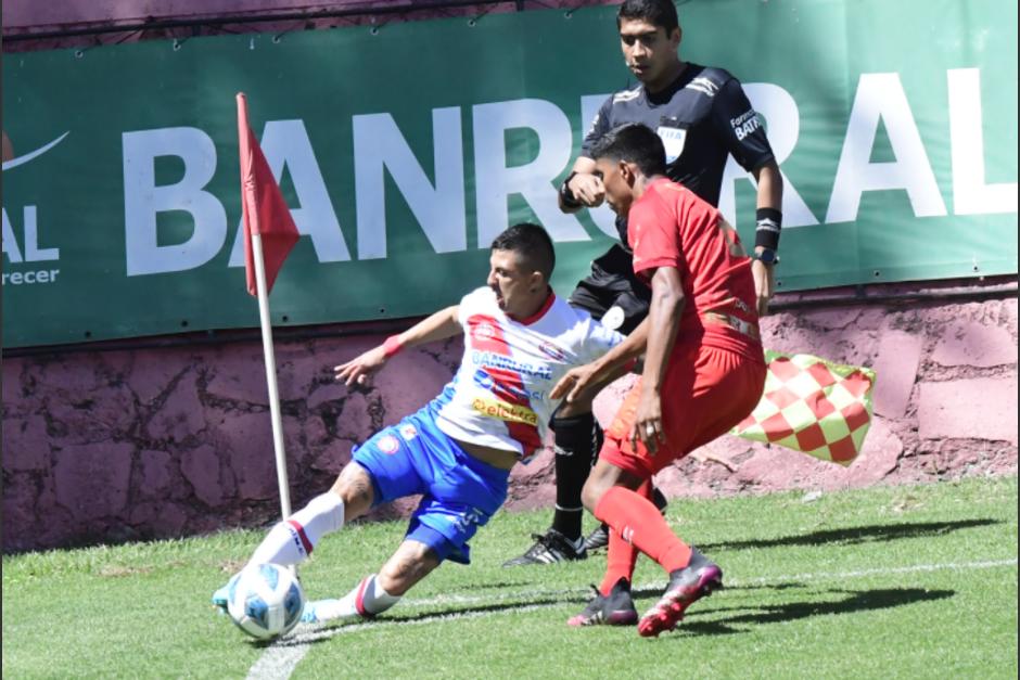 Alejandro Gambeta Díaz fue el encargado de anotar el empate para Xelajú MC. (Foto: Cortesía Nuestro Diario) 