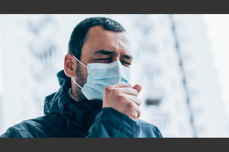 La tos persistente es un síntoma común del Covid-19 y la variante Ómicron. (Foto: Archivo/Soy502)