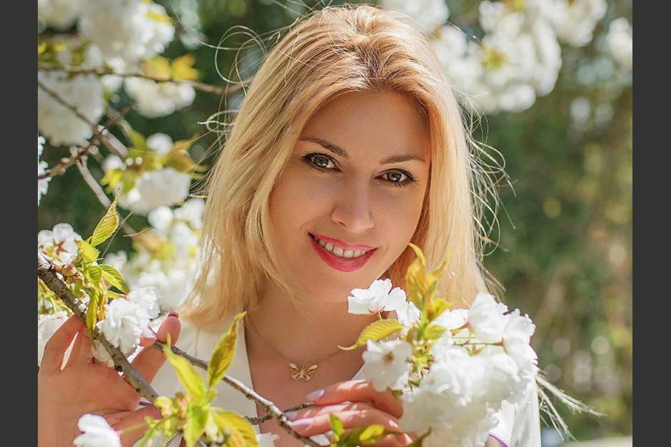 La bella Yulia Tarasevich emprendió una demanda por la desfiguración de su rostro. (Foto: New York Post)