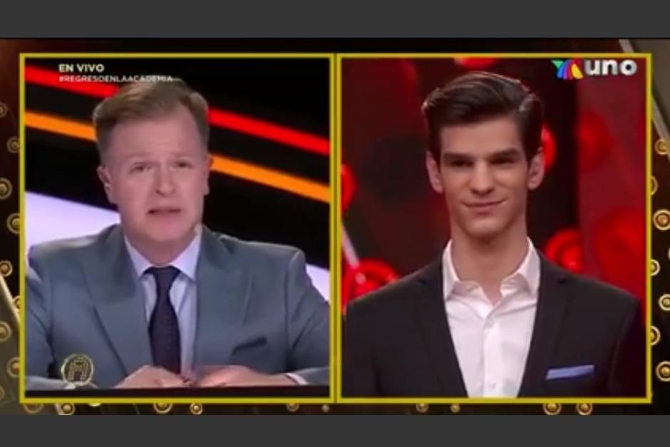 Arturo López Gavito señaló a Nelson Carreras que debe trabajar para superar a sus antecesores, los representantes de Guatemala. (Foto: La Academia)