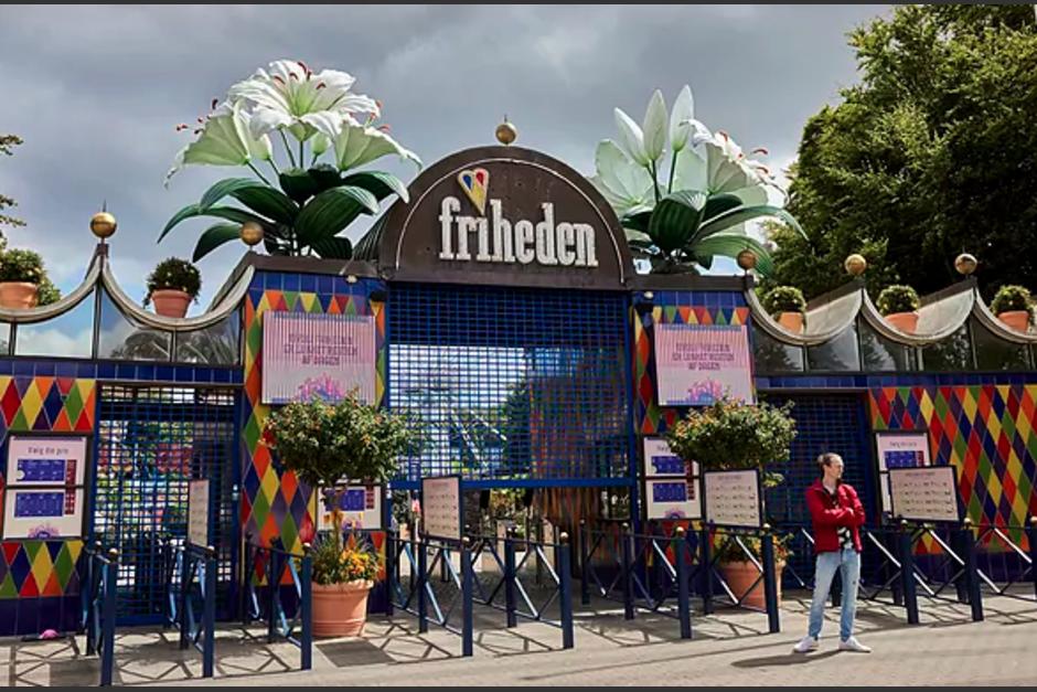 Una niña de 14 años perdió la vida al desprenderse vagón de montaña rusa en parque de Dinamarca. (Foto: El Mundo)