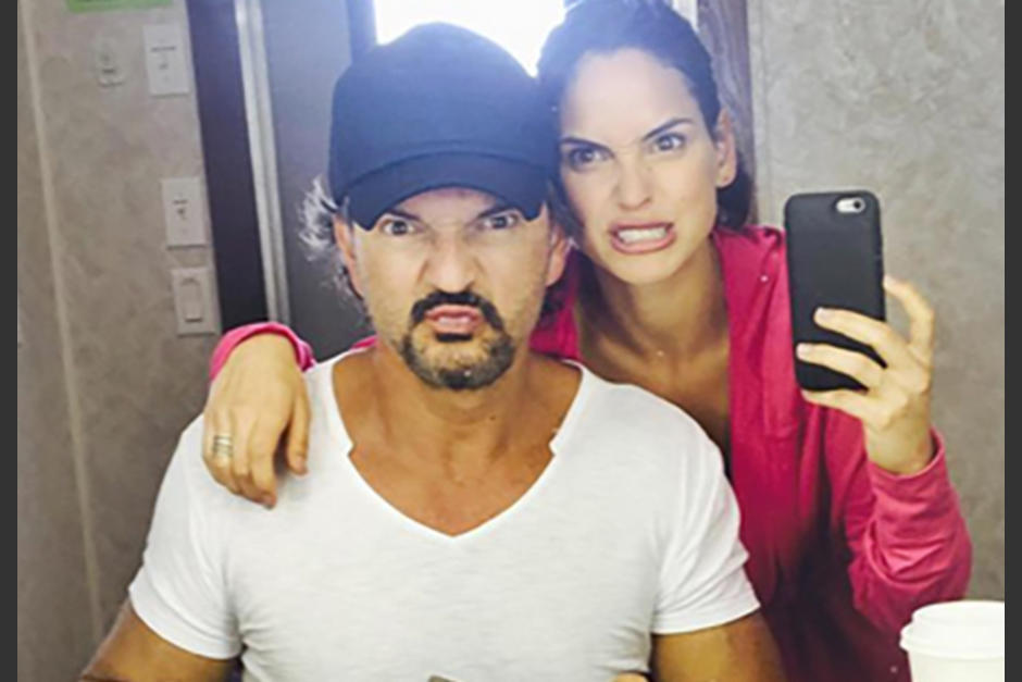 Adria Arjona reaccionó ante las mujeres que se han quitado la ropa delante de su padre. (Foto: Instagram)