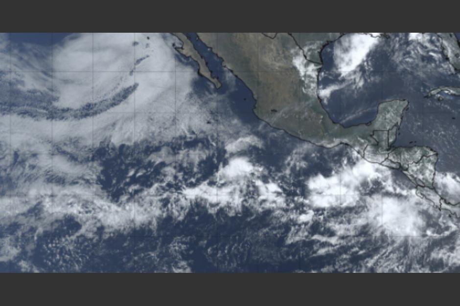 El disturbio tropical podría convertirse en tormenta muy pronto. (Foto: SkyAlert Storm)