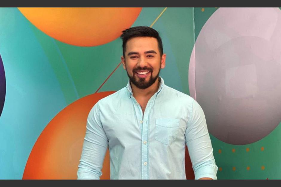 El guatemalteco, Víctor Urrutia, fue invitado al programa "Norteados con Don Cheto". Foto: Instagram)