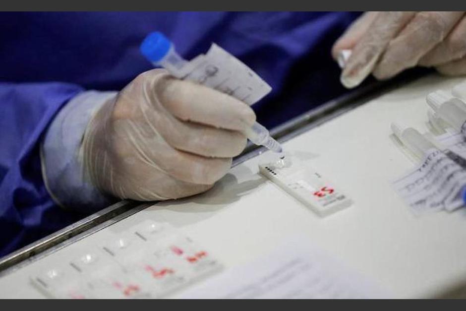 A la subvariante del Covid le han apodado "Perro del Infierno". (Foto: AFP)