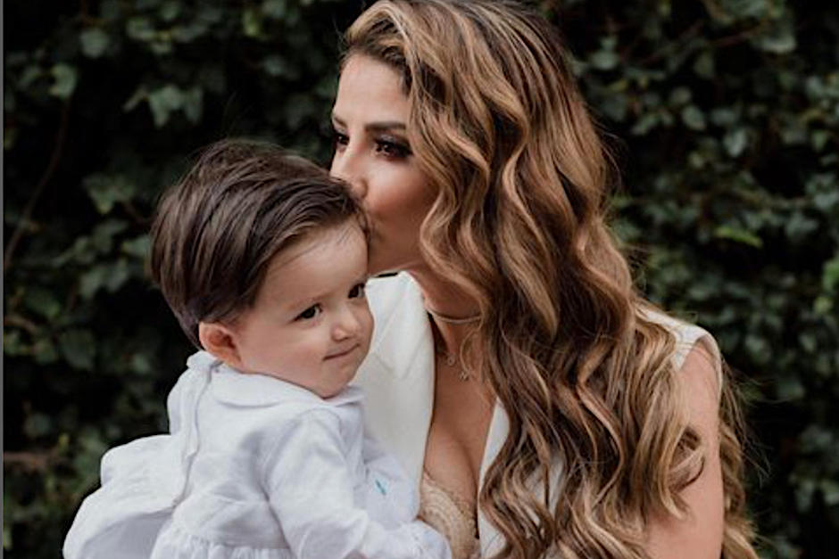 En redes sociales surgieron otros videos del momento en que Christian Estrada le arrebató el niño a Ferka. (Foto: Instagram)