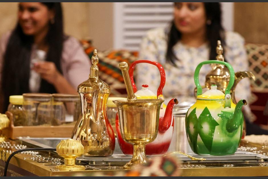 El "gahwa" o café árabe, un símbolo de "hospitalidad" en Catar. (Foto: AFP) 