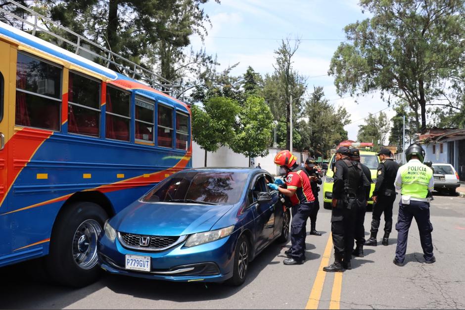 El piloto era un conocido de la familia a quien pidieron favor de llevarlos al cementerio. (Foto: PNC) 