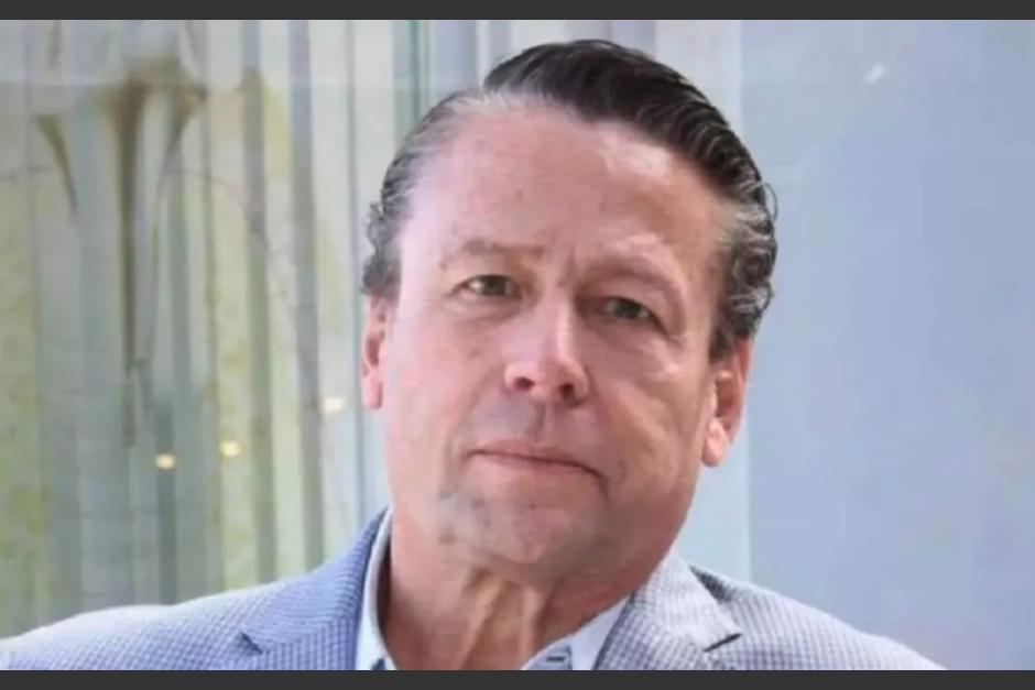 Alfredo Adame recibió una fuerte golpiza durante un altercado fuera de su residencia. (Foto: Adamereacciona)