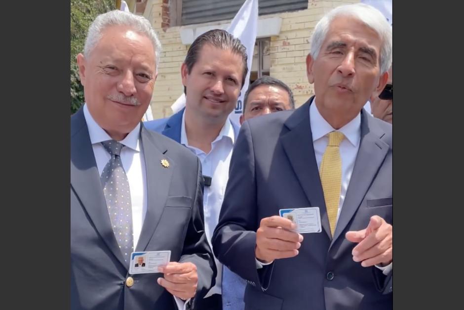 El binomio presidencial del partido Creo recibió las credenciales para participar en las Elecciones Generales 2023. (Foto: captura de video)